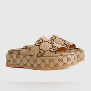 Gucci Women's platform slide sandal; S 39